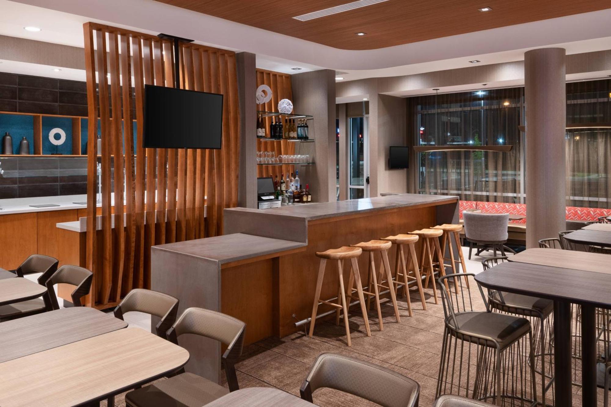 Springhill Suites By Marriott טיפטון מראה חיצוני תמונה